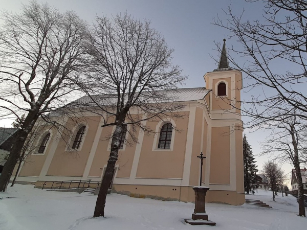 Kostel sv. Anny Boží Dar